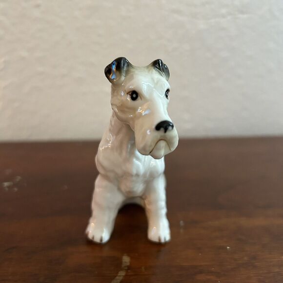 Vintage Porcelain Bone China Dog Figurine Airedale Wired Fox Terrier - Picture 5 of 7
